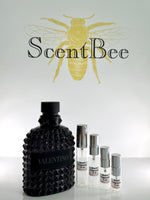 Load image into Gallery viewer, Valentino Uomo Born in Roma Rockstud Noir Sample
